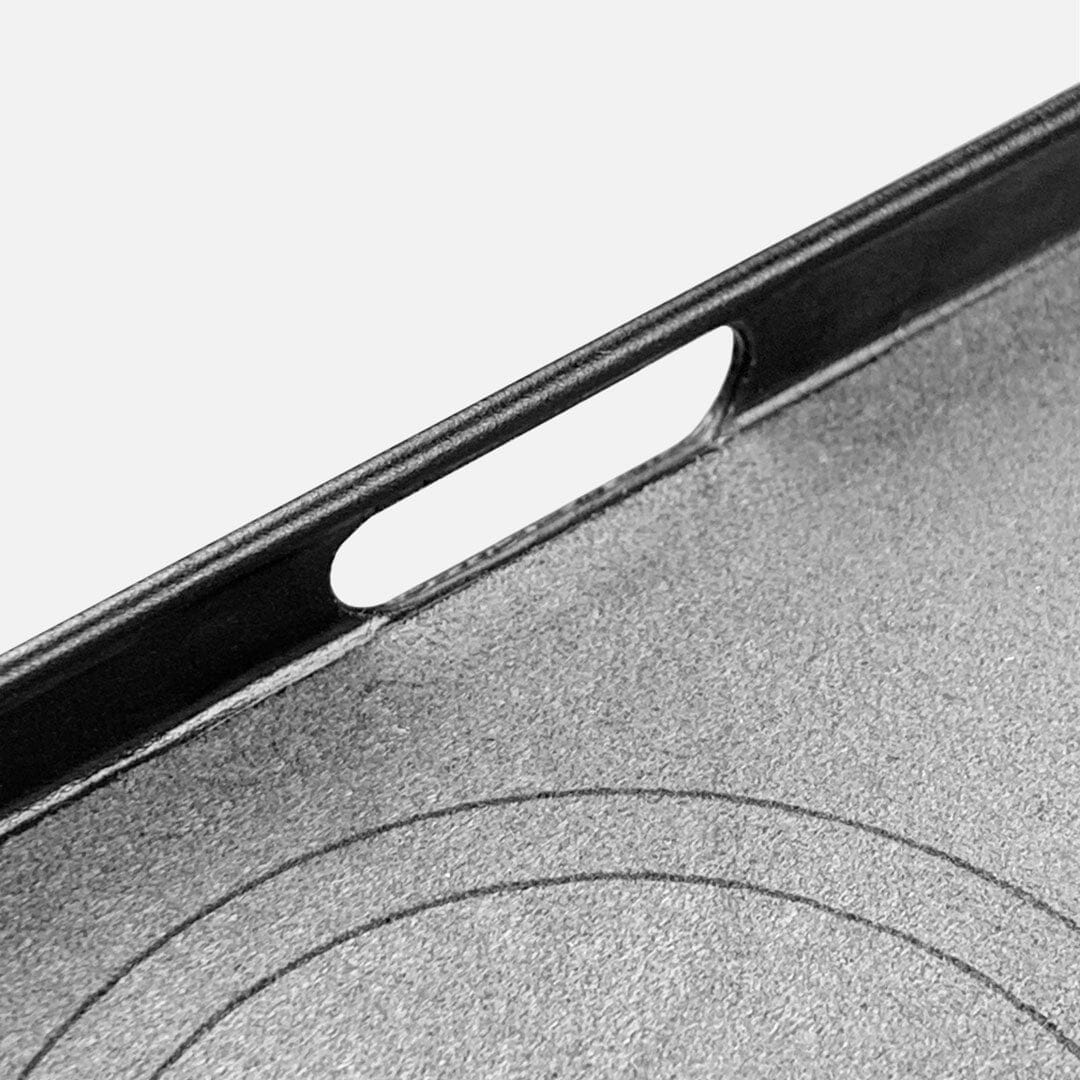 Full Leather Case - Charcoal - iPhone 16 Pro