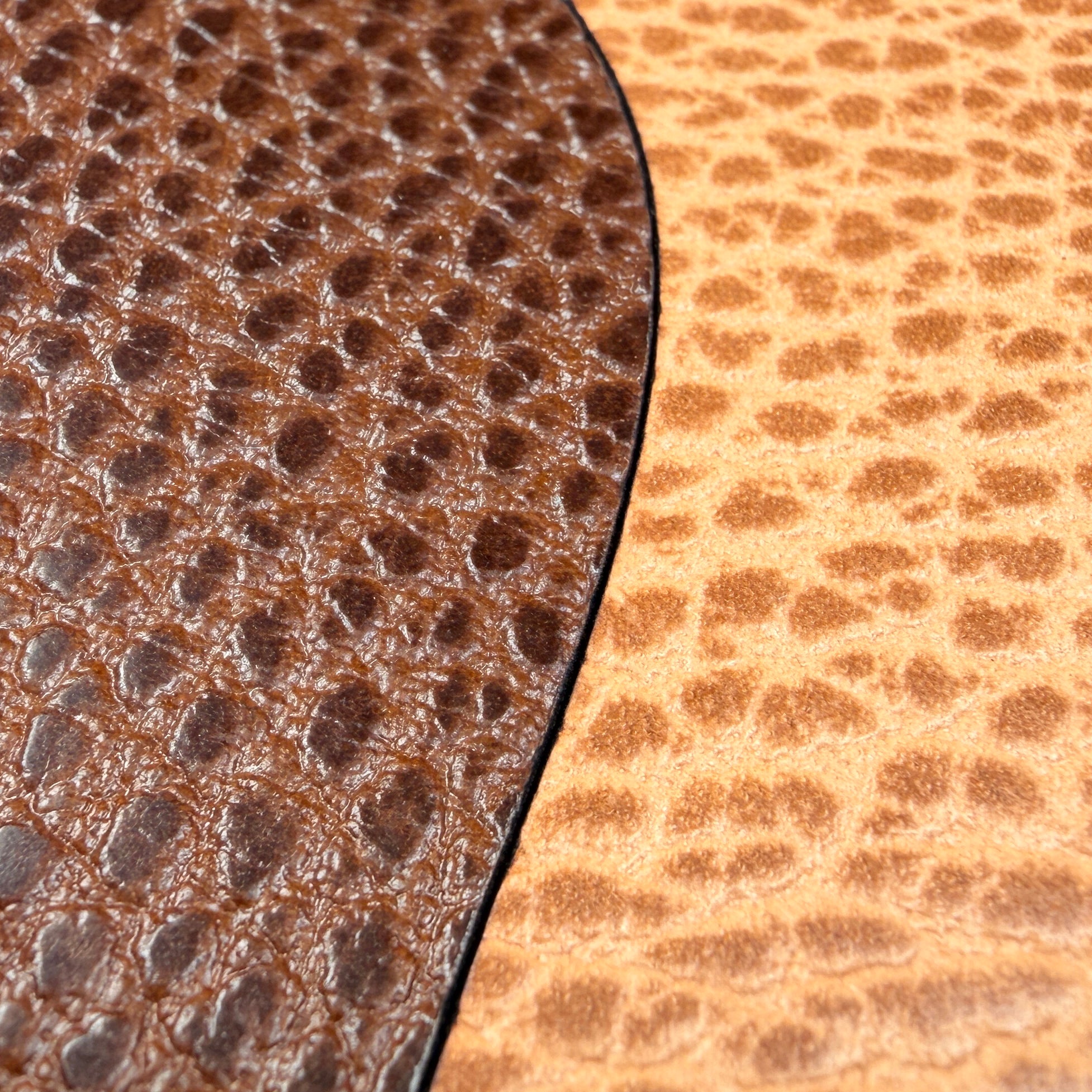 Zoomed detail shot of the grain on the Sable leather phone case by Keyway