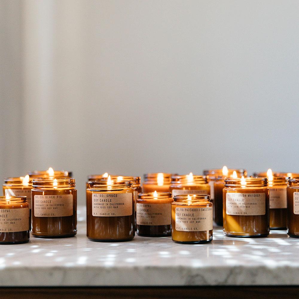 P.F. Candle - No.32: Sandlewood Rose