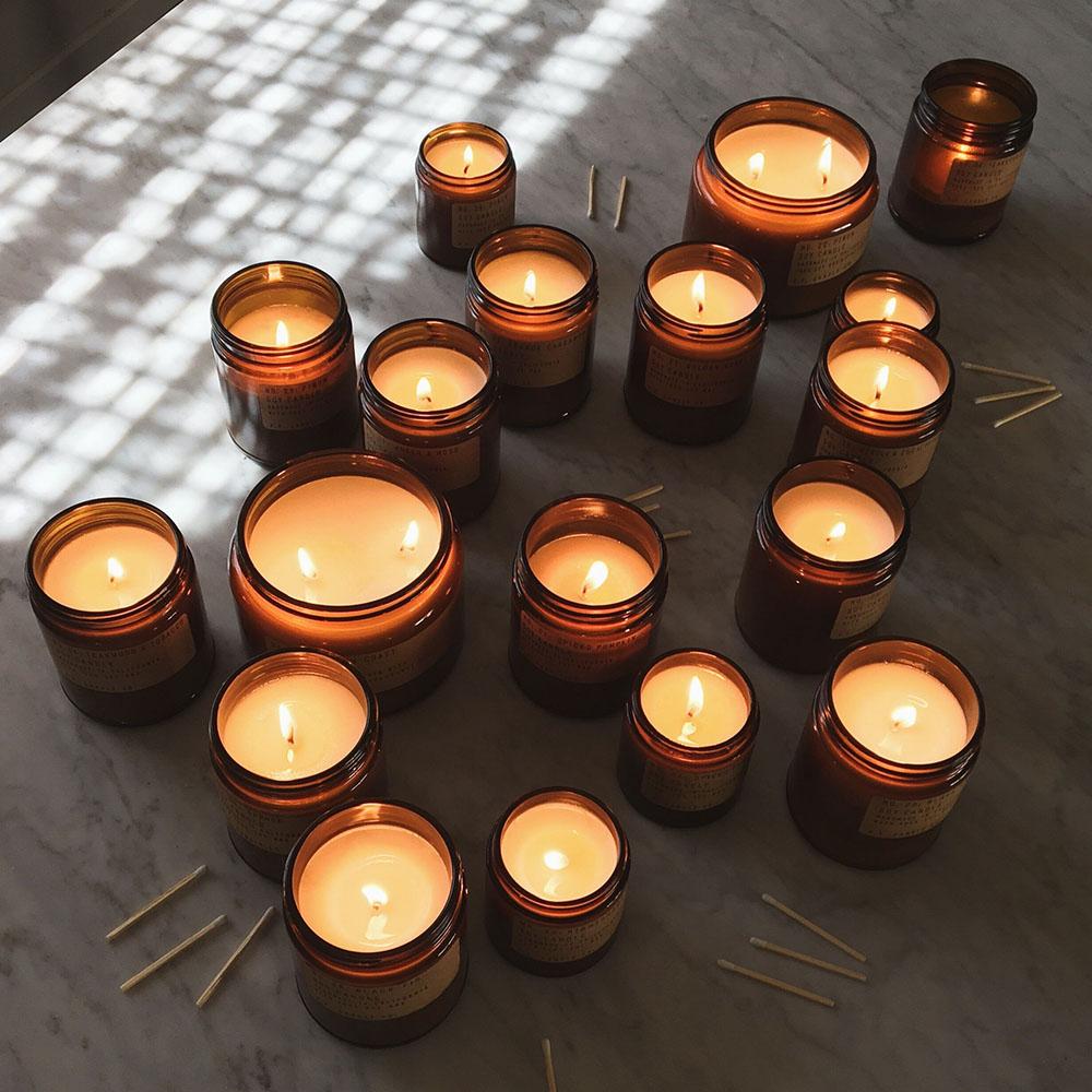 P.F. Candle - No.32: Sandlewood Rose