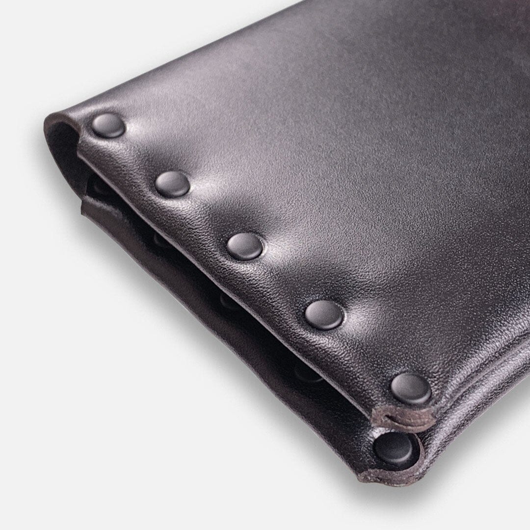 Keyway Full-grain Riveted Leather Card Holder, Charcoal, detailed shot of riveting