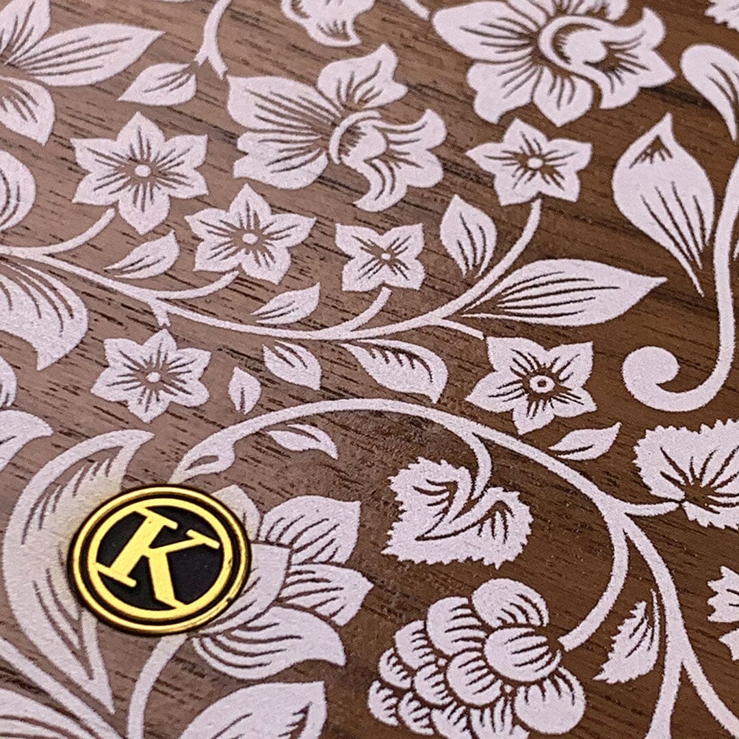 Zoomed in detailed shot of the Blossom Whitewash Wood Galaxy S10 Case by Keyway Designs