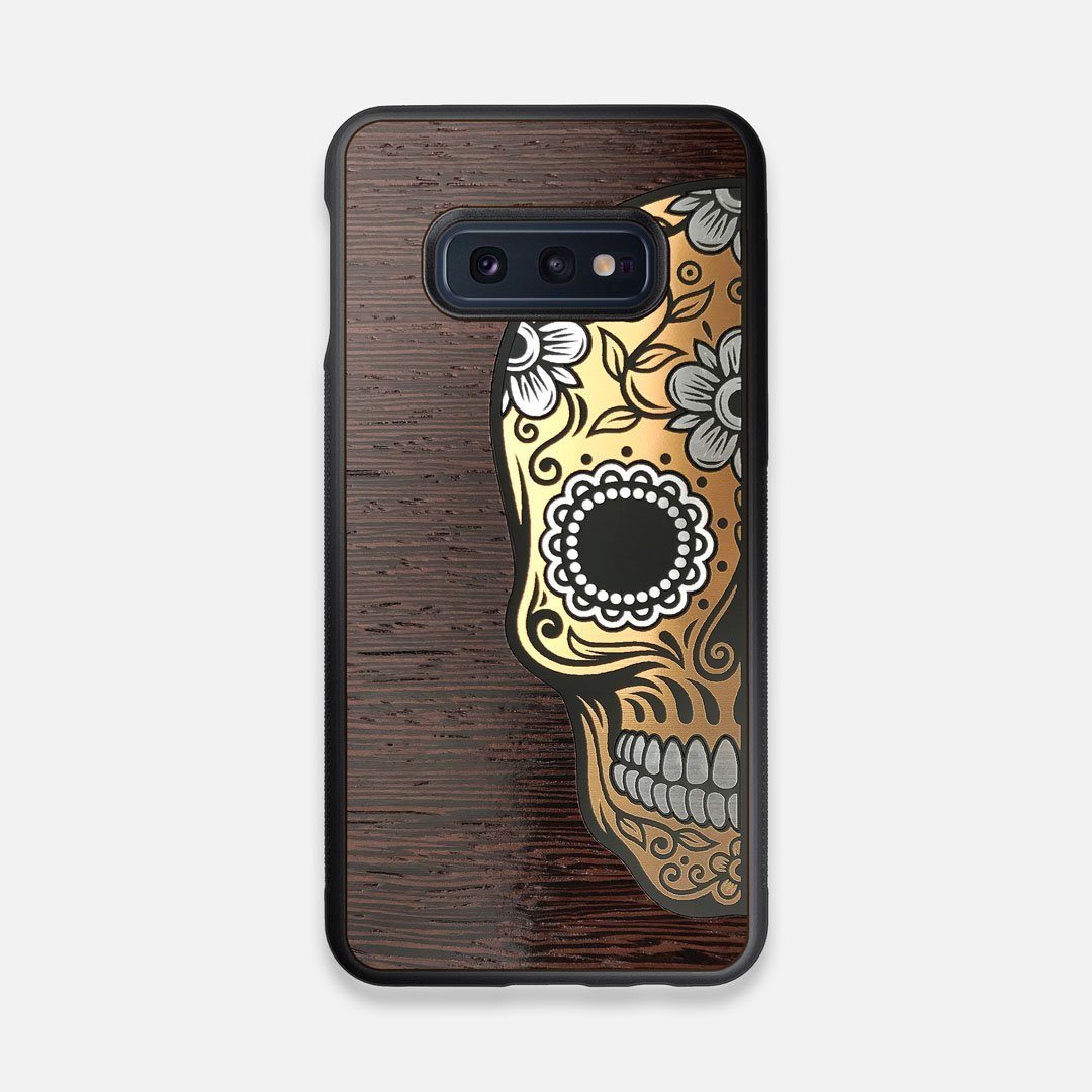 Front view of the Calavera Wood Sugar Skull Wood Galaxy S10e Case by Keyway Designs