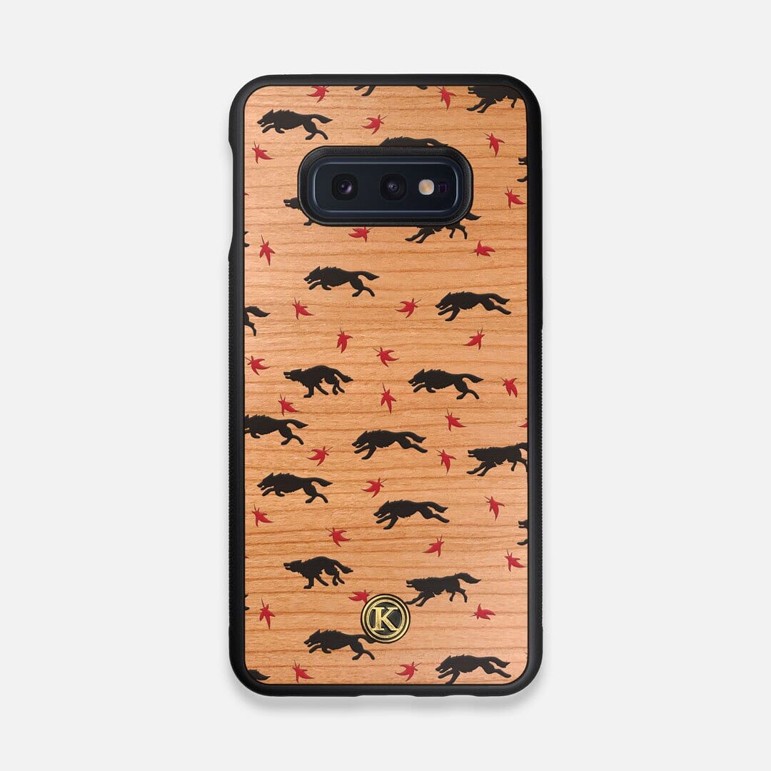 Front view of the unique pattern of wolves and Maple leaves printed on Cherry wood Galaxy S10e Case by Keyway Designs