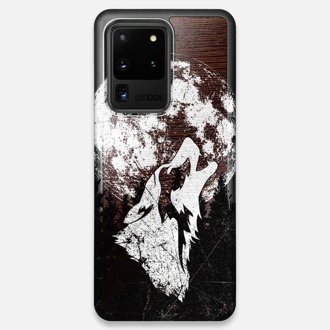 Front view of the high-contrast howling wolf on a full moon printed on a Wenge Wood Galaxy S20 Ultra Case by Keyway Designs