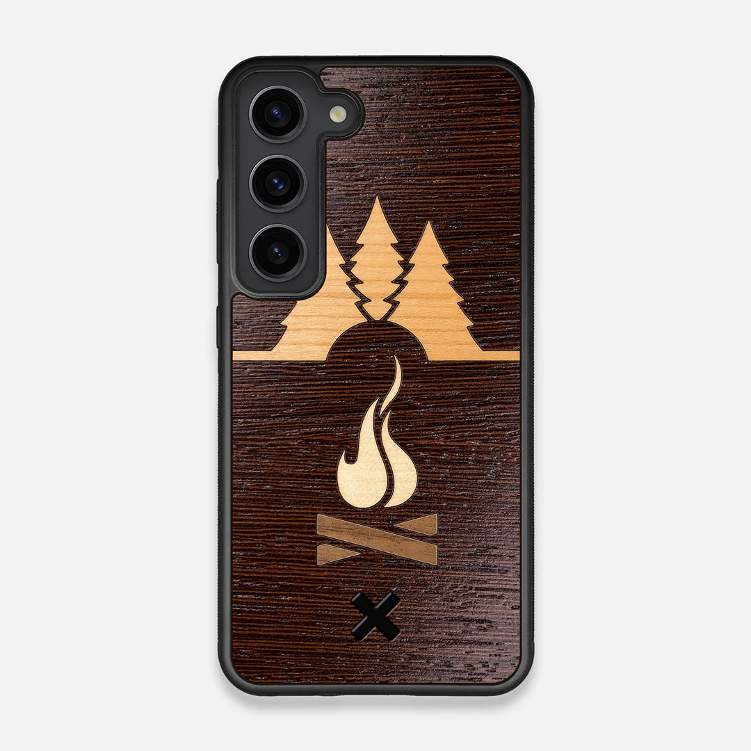 Front view of the Nomad Campsite Wood Galaxy S23 Case by Keyway Designs