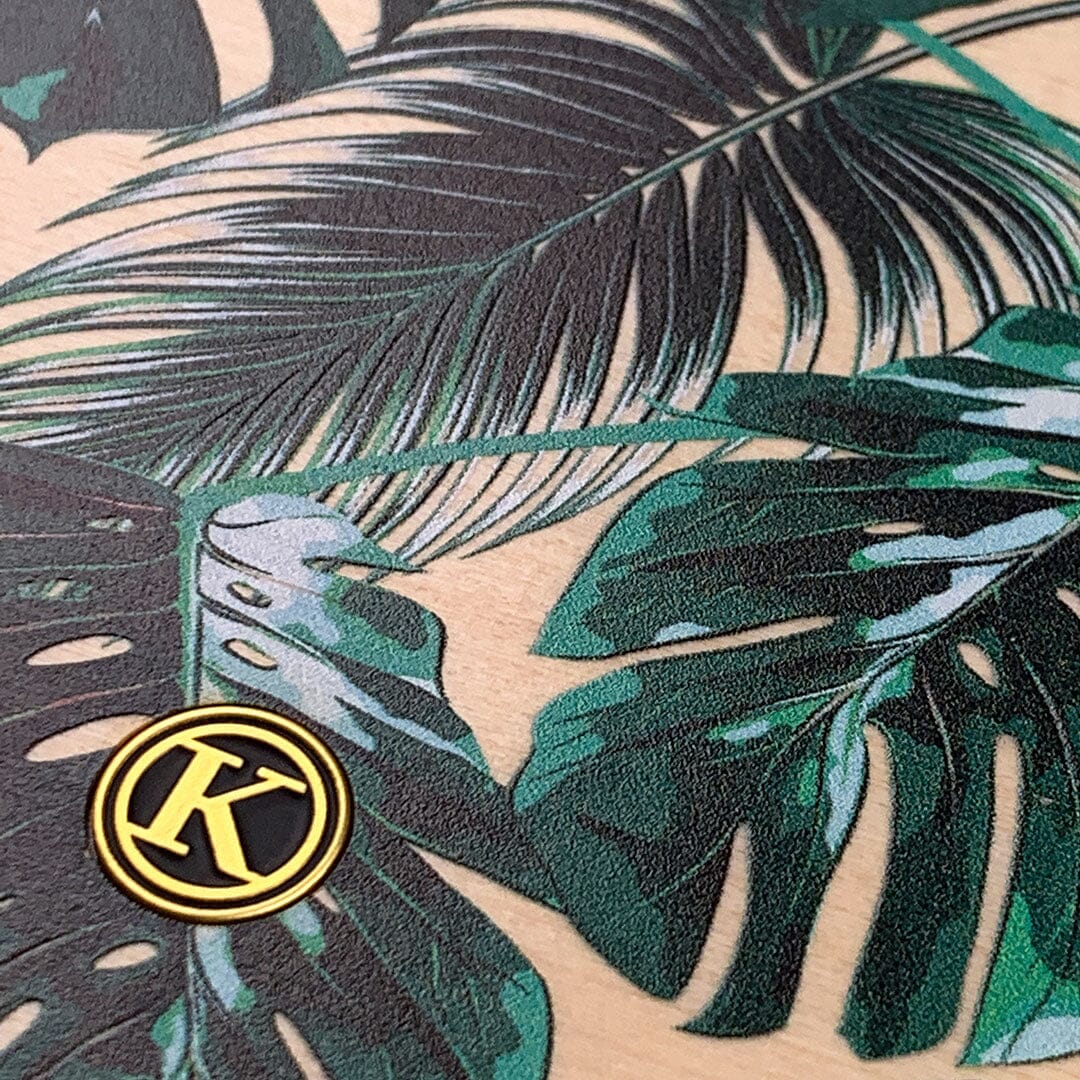 Zoomed in detailed shot of the Palm leaf printed Maple Wood Galaxy S10 Case by Keyway Designs