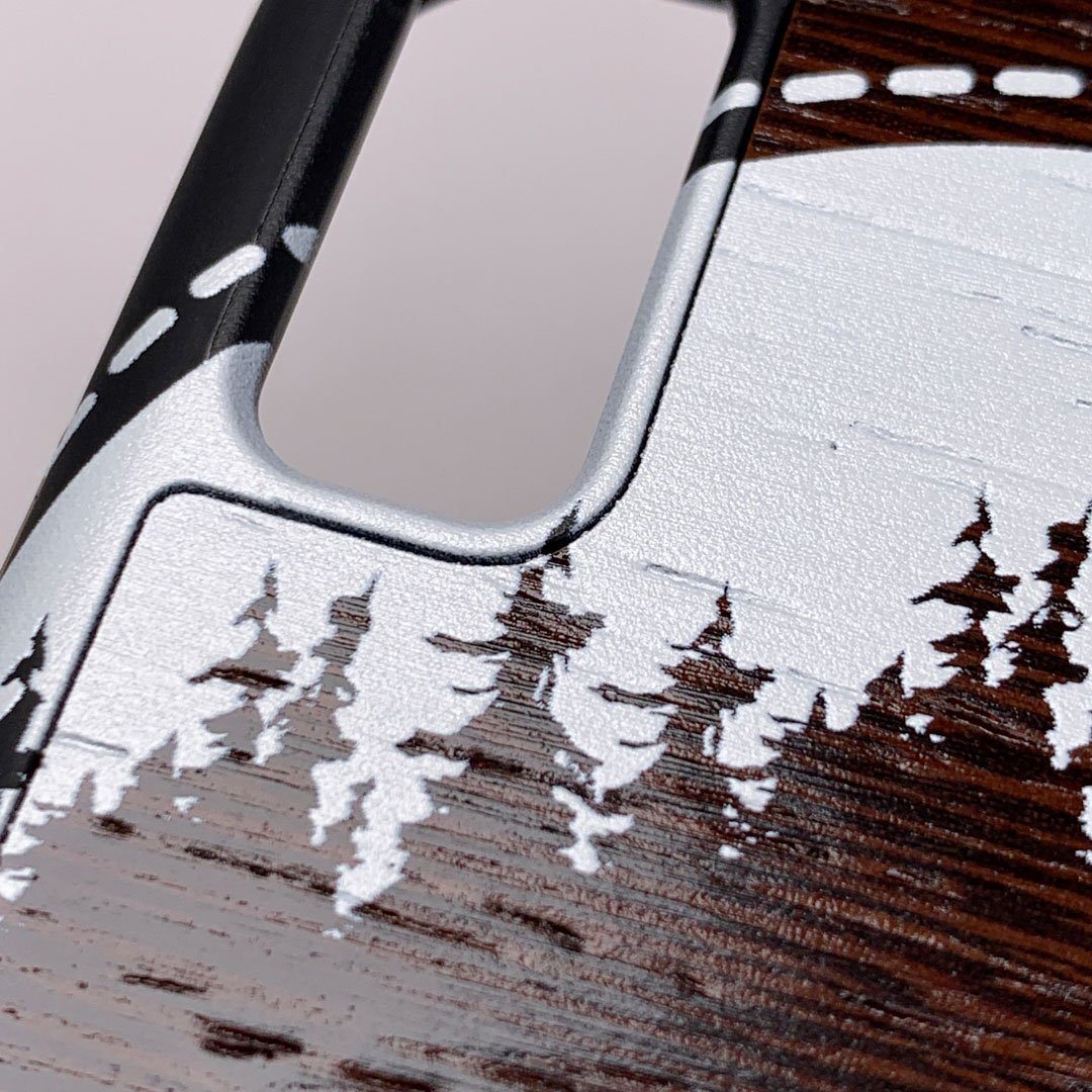 Zoomed in detailed shot of the high-contrast spotted bass printed Wenge Wood Galaxy S20 Ultra Case by Keyway Designs